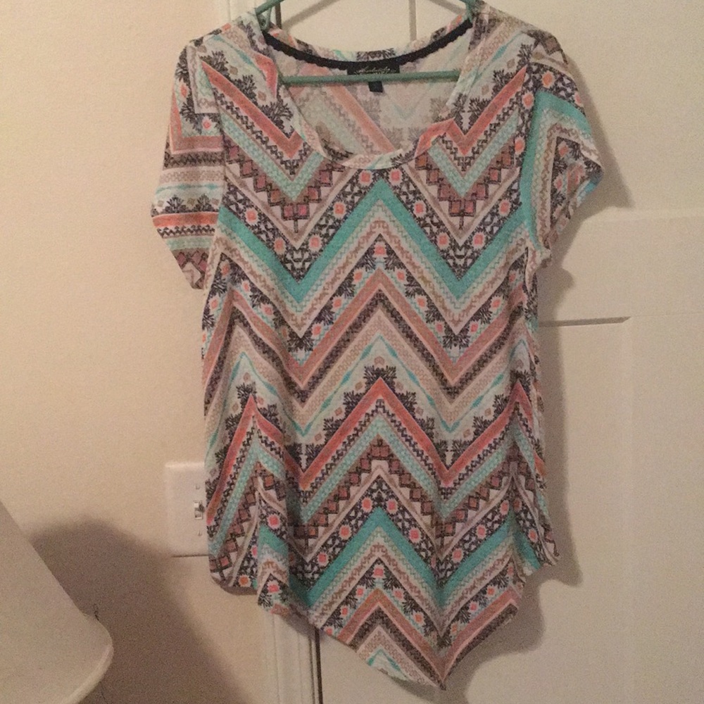 Absolutely Famous asymmetrical top